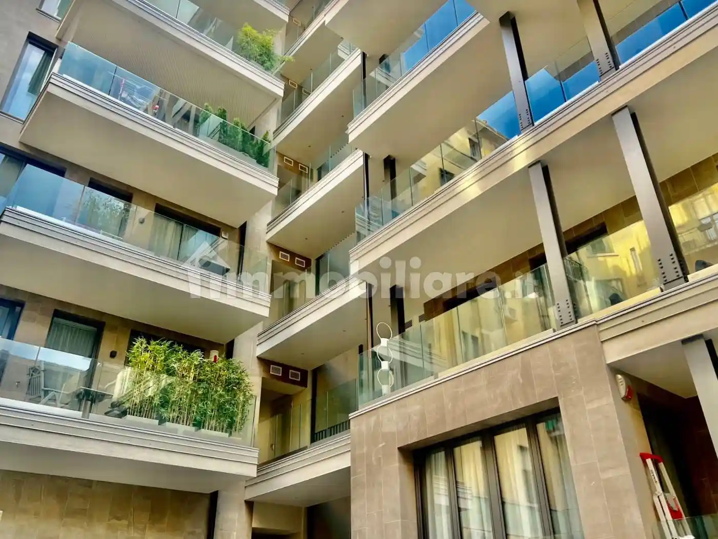 Trilocale piazza Duca d'Aosta, Centrale, Milano - foto 3