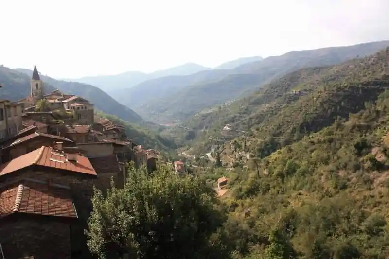 Casa indipendente in vendita a Apricale