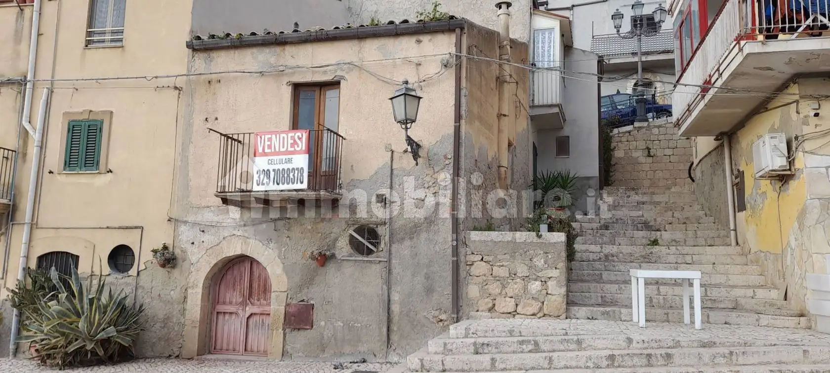 Rustico - Casale in vendita a Leonforte