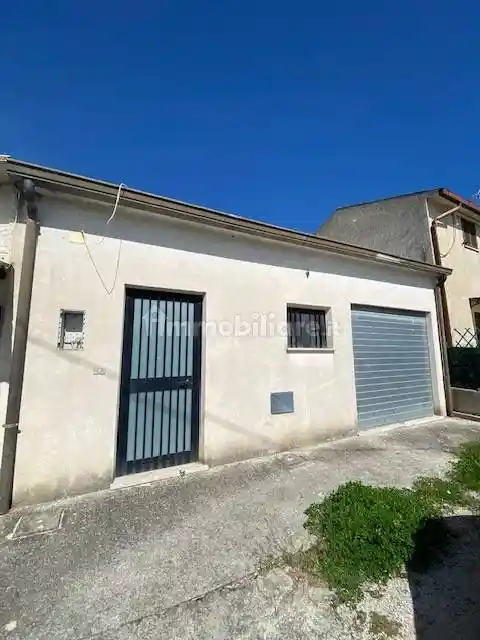 Rustico - Casale in vendita a Cervaro