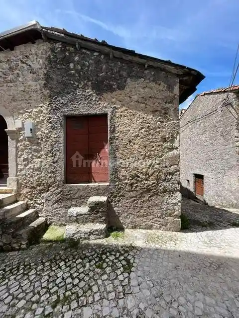 Rustico via Avignone, Centro, Rocca di Mezzo - foto 2