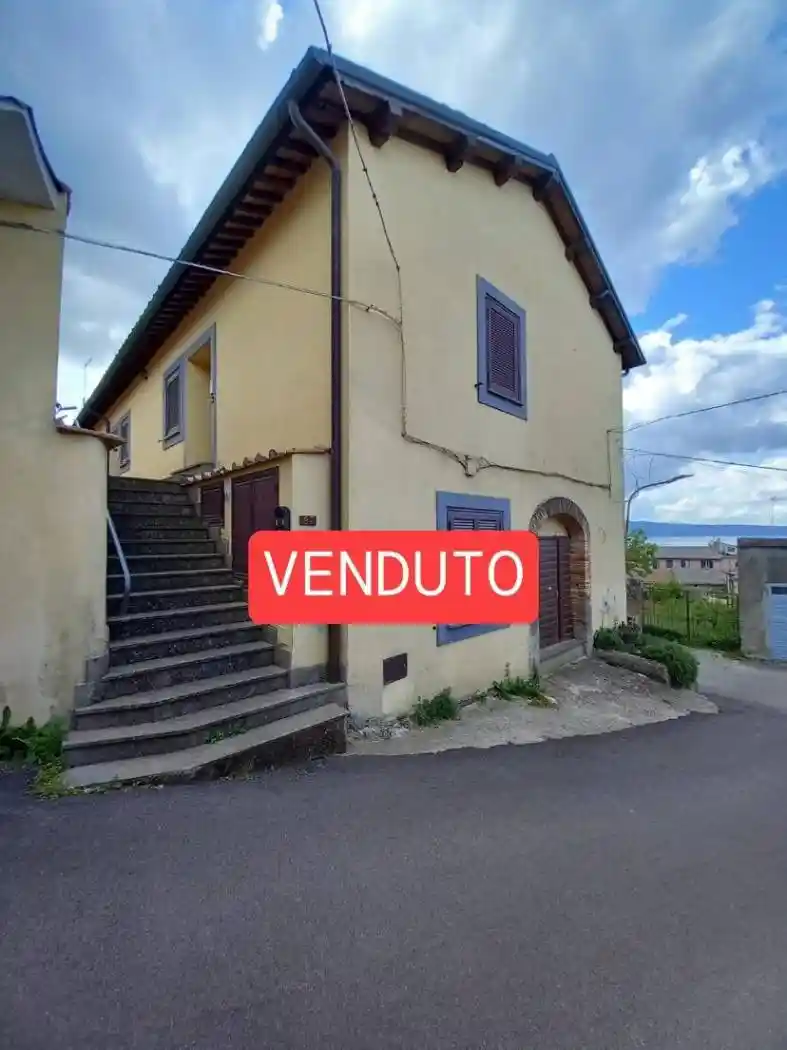 Appartamento in vendita a Capodimonte