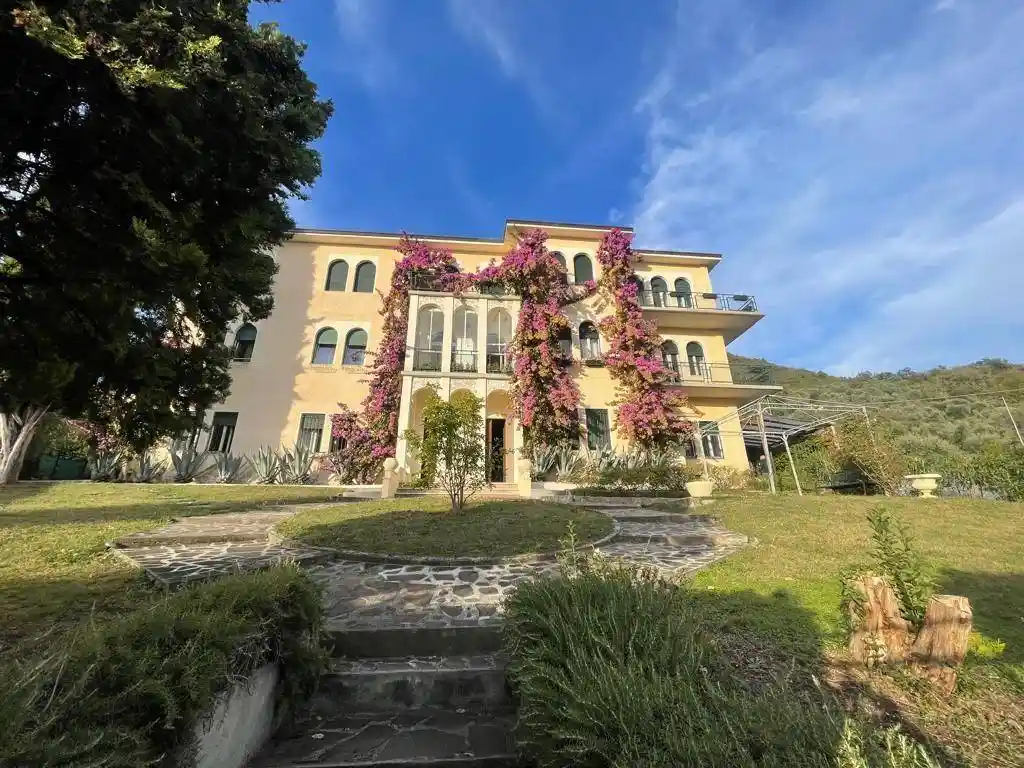 Villa in vendita a Salò