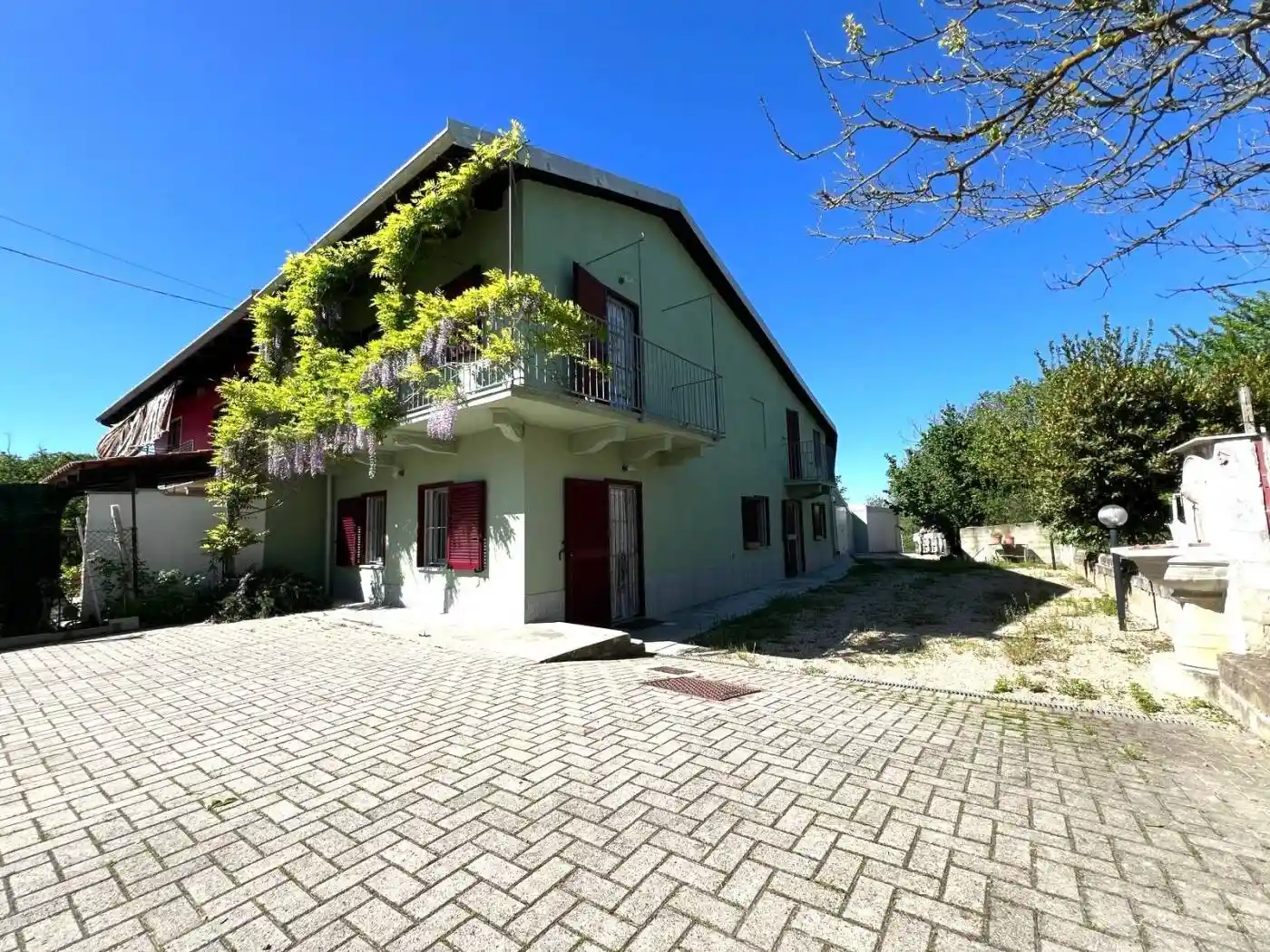 Villa in vendita a Canale