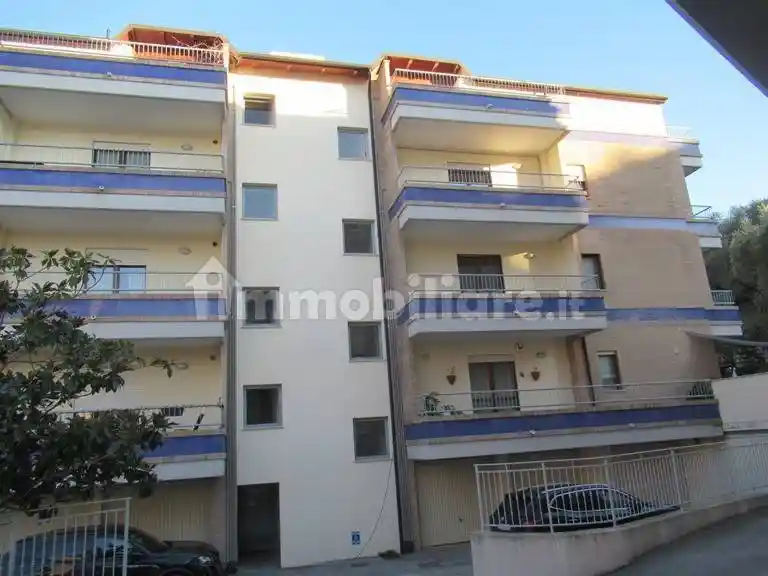 Attico via del Mattatoio Vecchio, Centro, Spoltore - foto 2