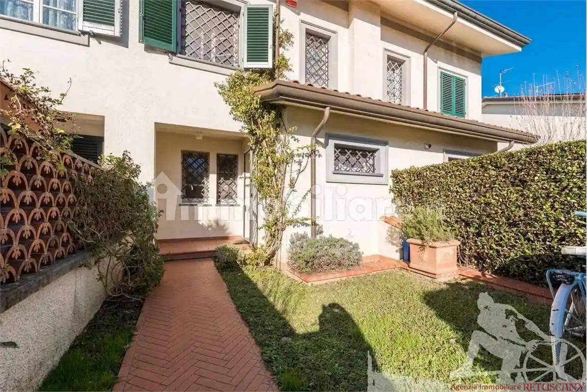 Villa in vendita a Forte dei Marmi