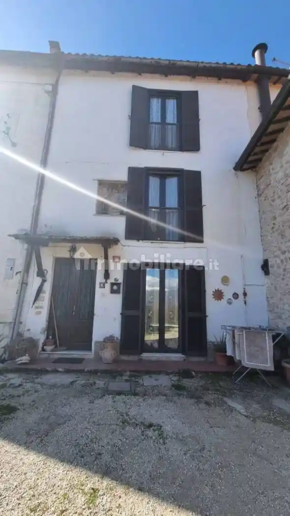 Villa in vendita a Contigliano