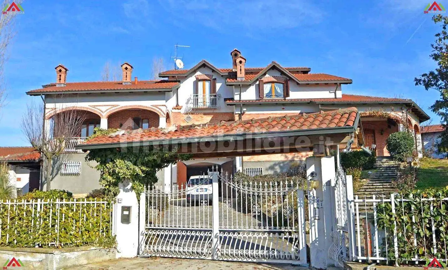Villa in vendita a Quargnento