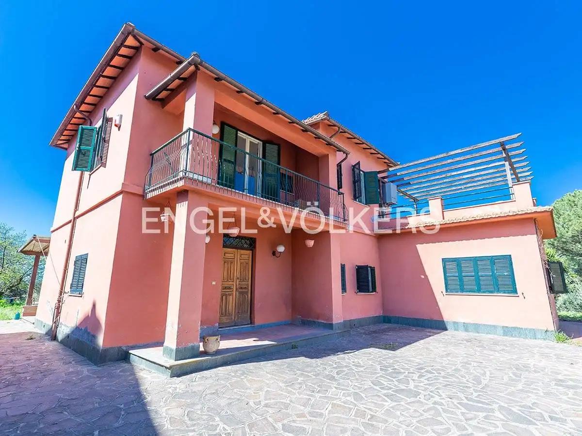 Villa unifamiliare in vendita a Roma