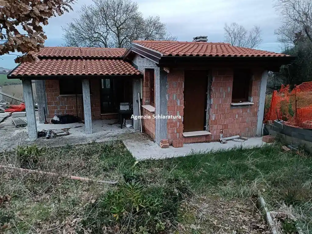 Casa indipendente in vendita a Montelabbate