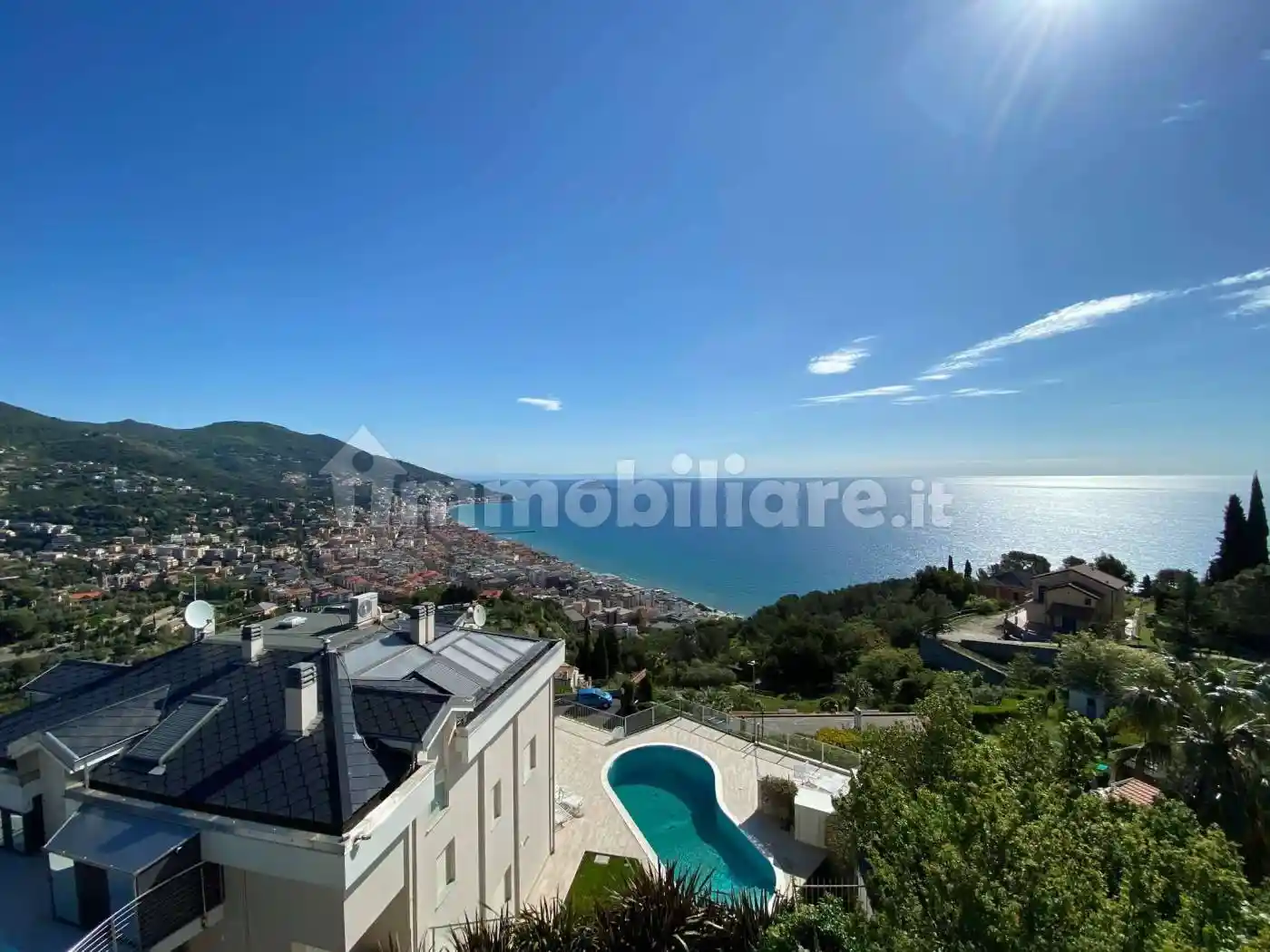 Villa in vendita a Alassio