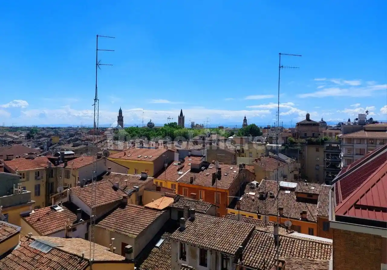 Appartamento in vendita a Parma