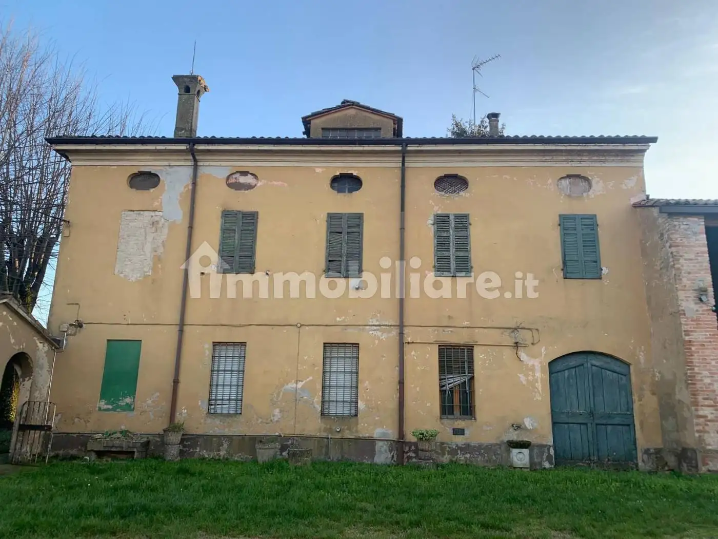 Rustico - Casale in vendita a Besenzone
