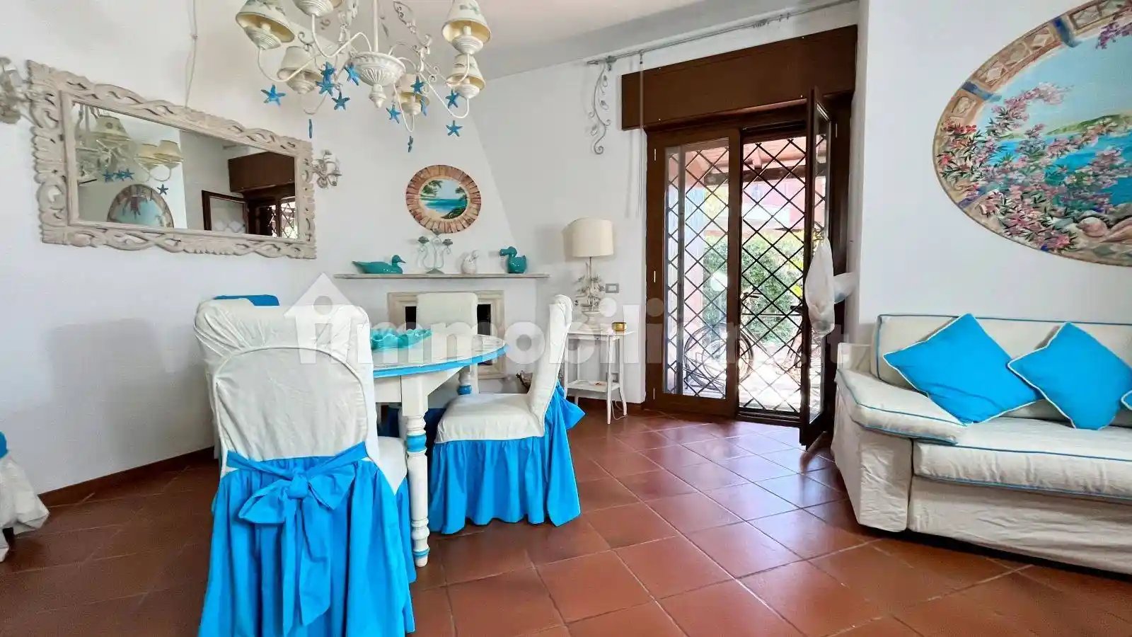 Villa in vendita a Fiumicino