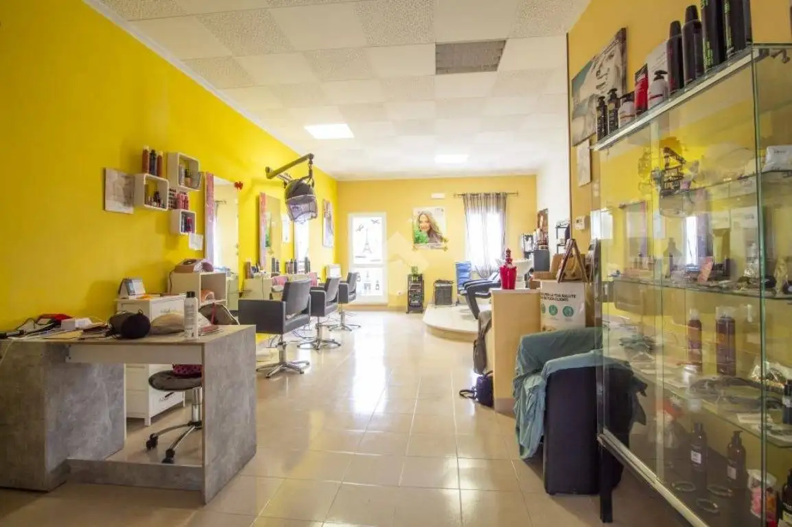 Trilocale via Nazionale 7, Centro, Castel Sant'Angelo - foto 3