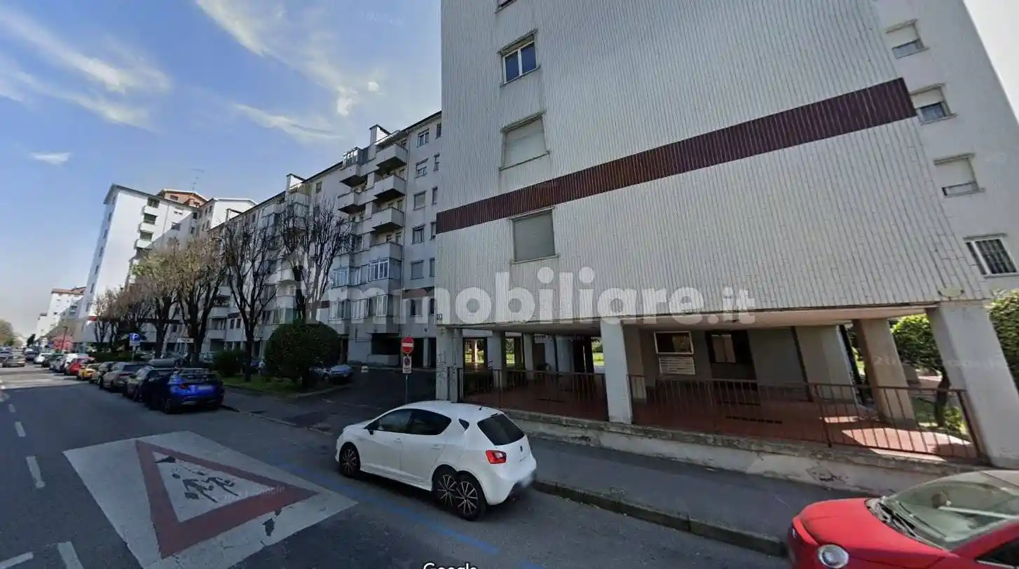 Appartamento all'asta via Viterbo 41, Milano - foto 2