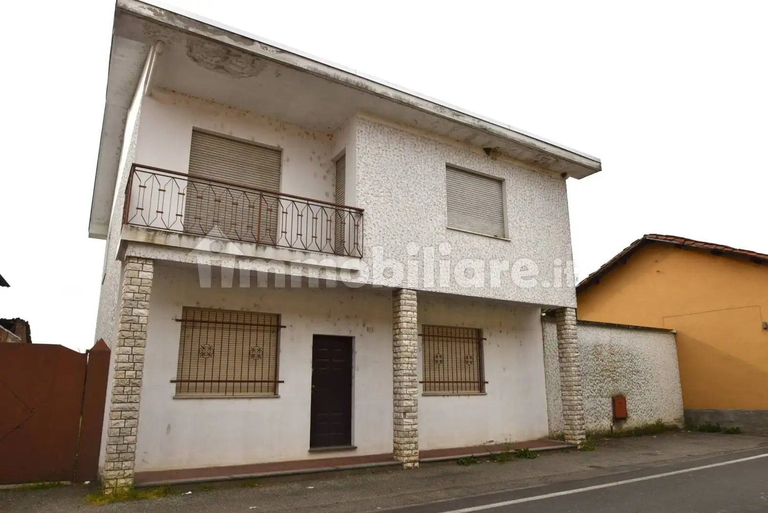 Villa in vendita a Albano Vercellese