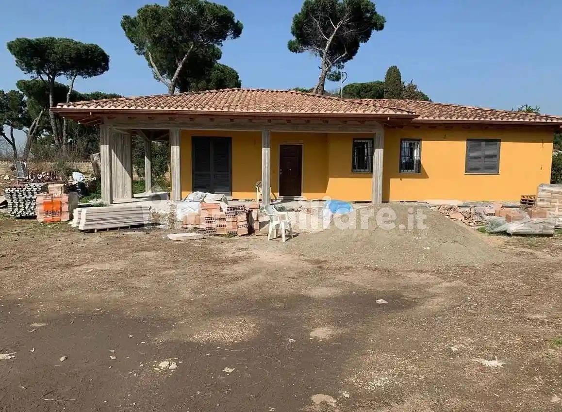 Villa in vendita a Roma