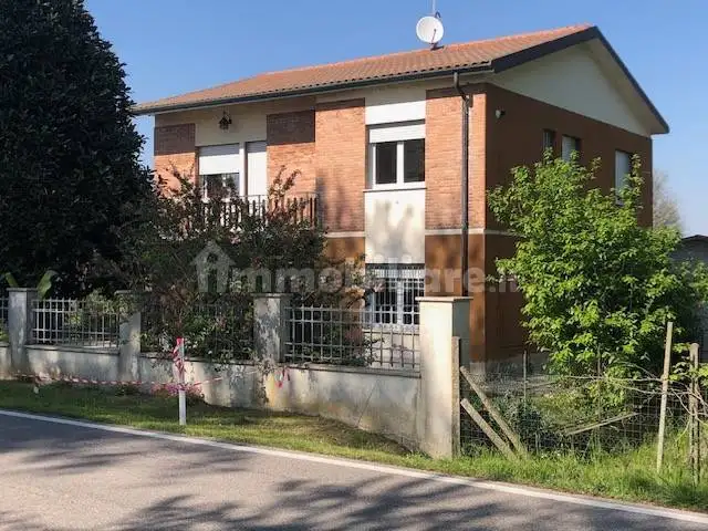 Villa in vendita a Ferrara