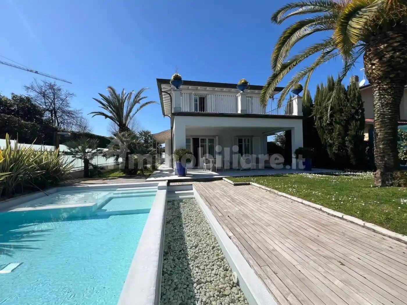 Villa in vendita a Forte dei Marmi