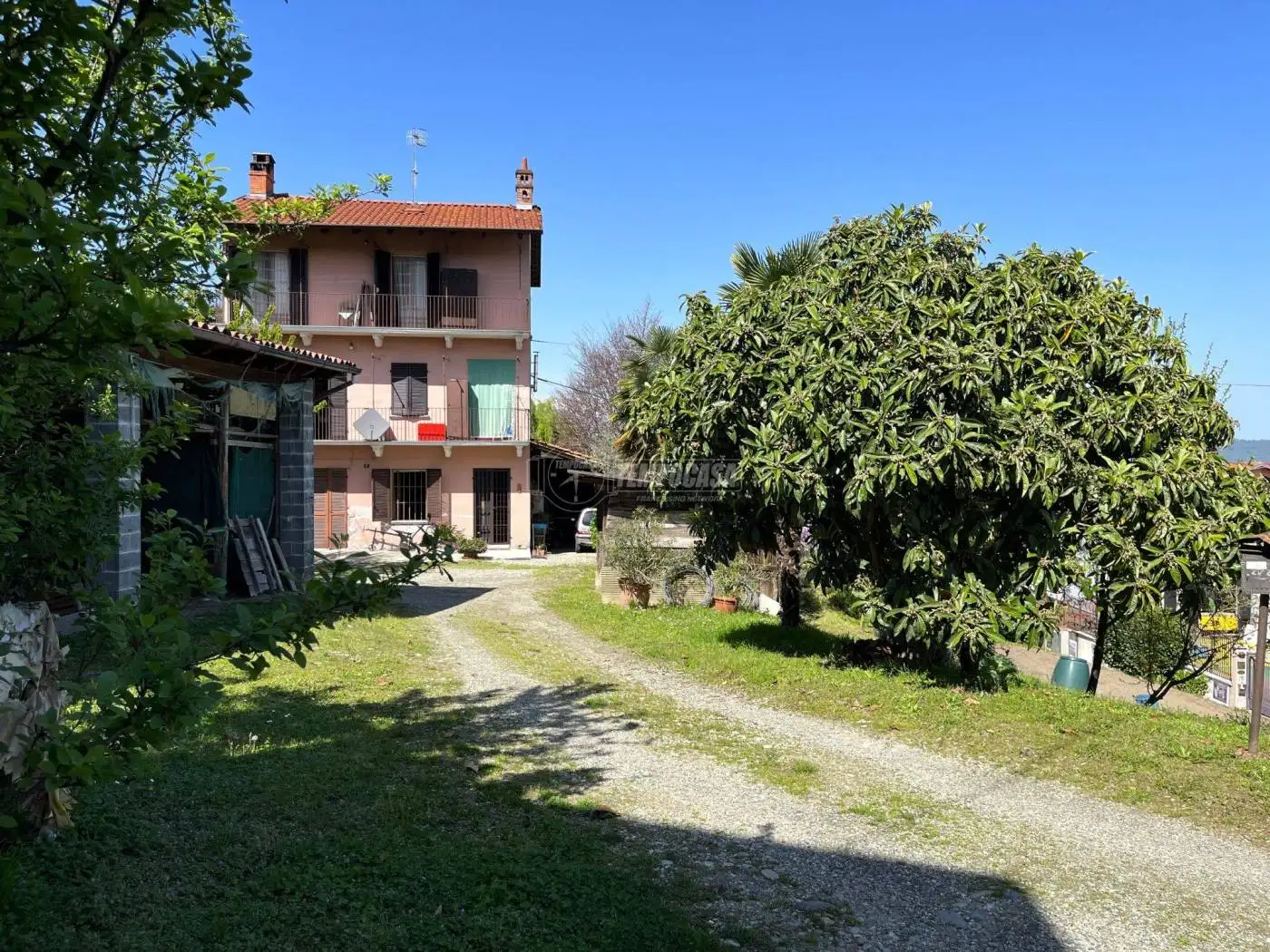 Casa indipendente in vendita a Candia Canavese
