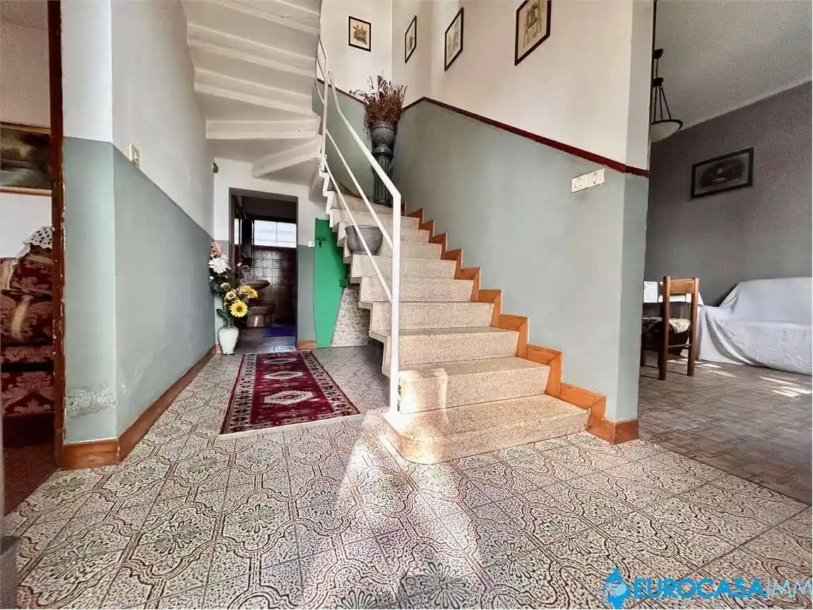 Casa indipendente in vendita a Novi di Modena