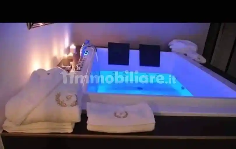 Casa indipendente in vendita a Serra San Quirico