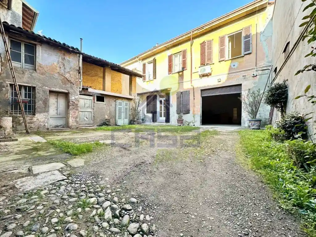 Rustico - Casale in vendita a Soresina