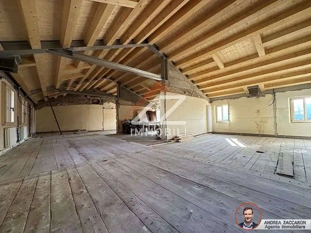 Palazzo - Edificio in vendita a Cison di Valmarino