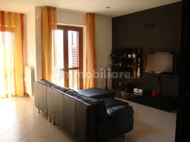 Quadrilocale traversa Wenceslao Loffredo 2, Monteforte Irpino - foto 2