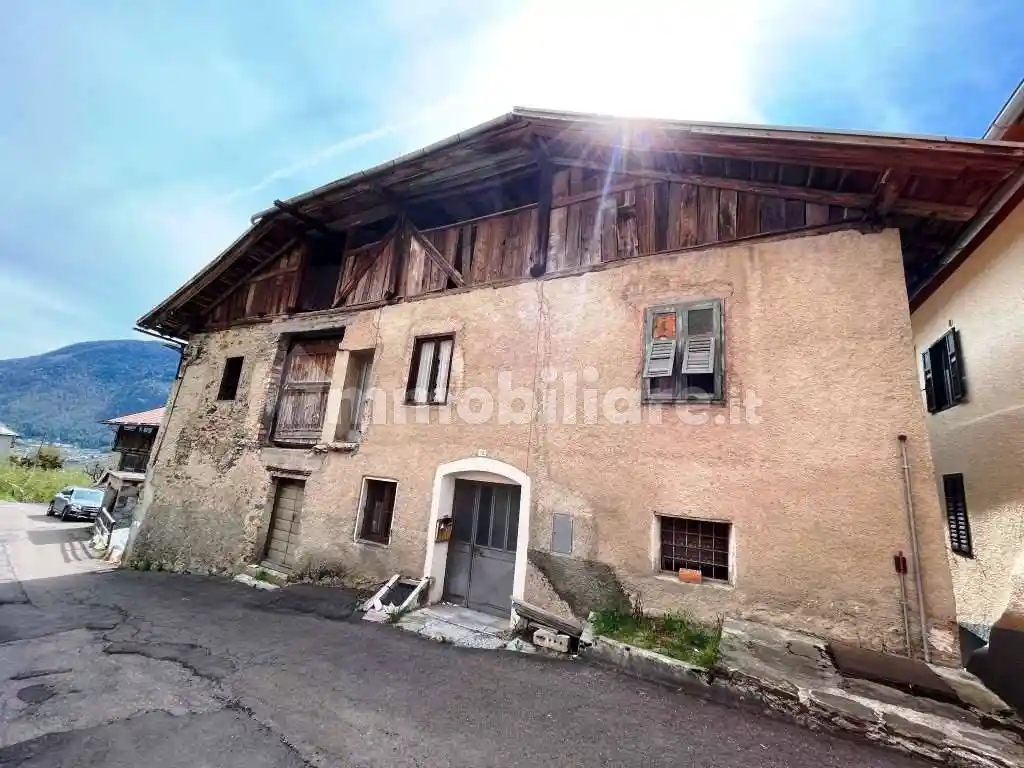 Terratetto unifamiliare loc. Arnago, 16, Arnago, Malè - foto 2