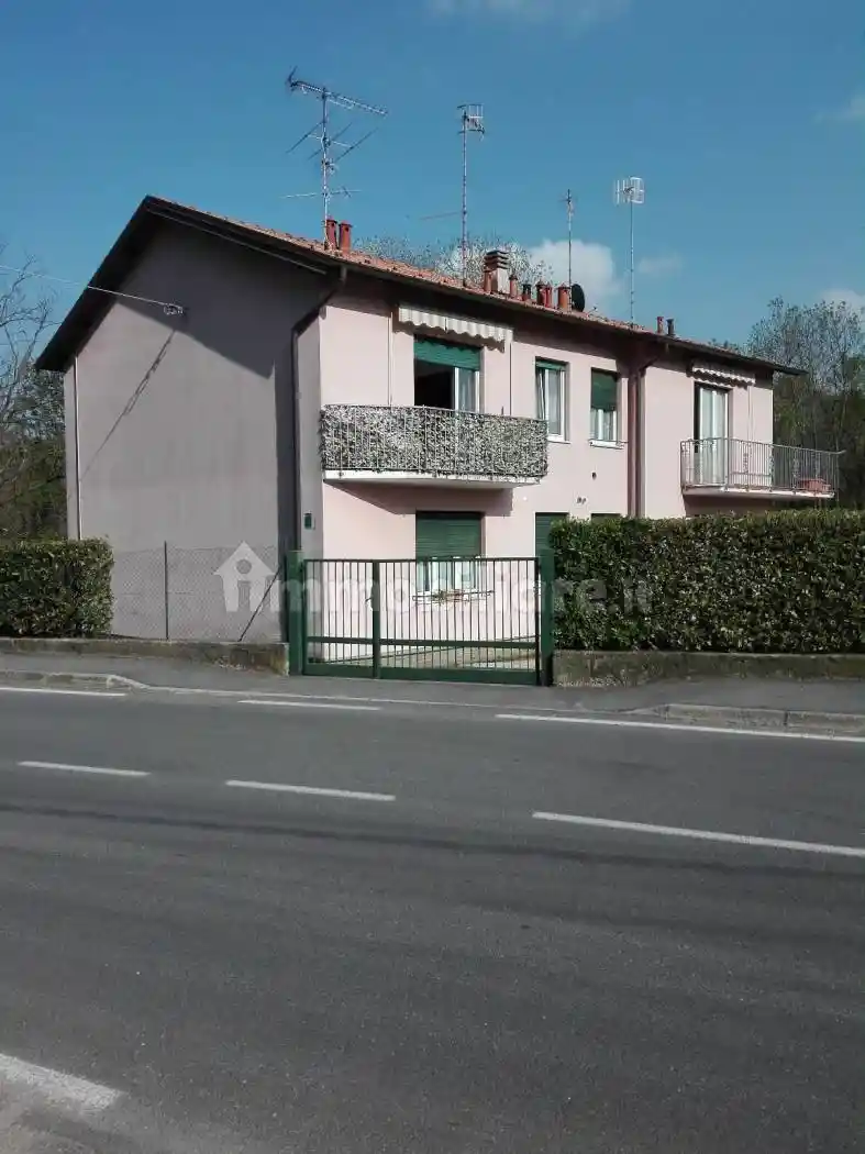 Palazzo - Edificio in vendita a Cuasso al Monte