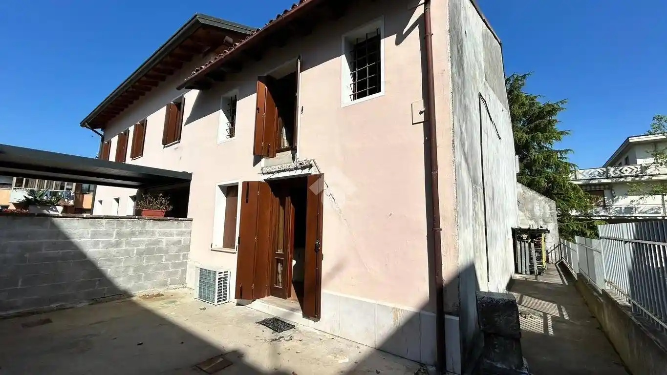 Rustico - Casale in vendita a Sacile
