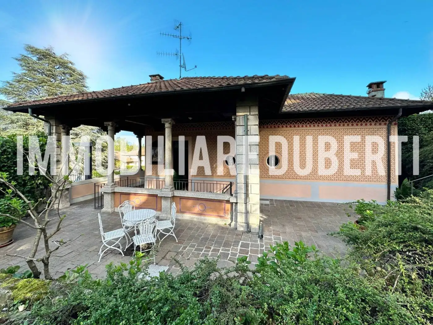 Villa in affitto a Casciago