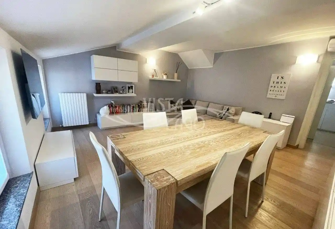 Appartamento in vendita a Como