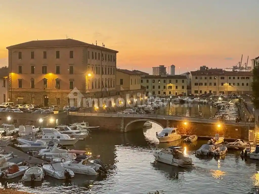 Appartamento in vendita a Livorno