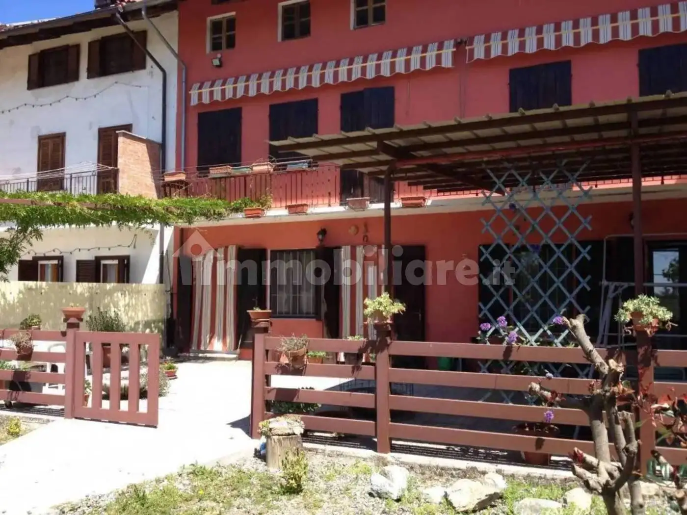 Rustico - Casale in vendita a Alice Castello