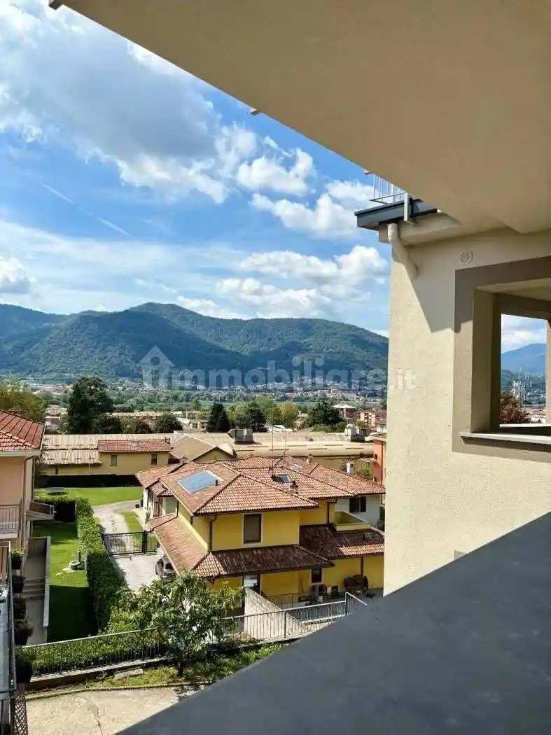 Appartamento in vendita a Calolziocorte