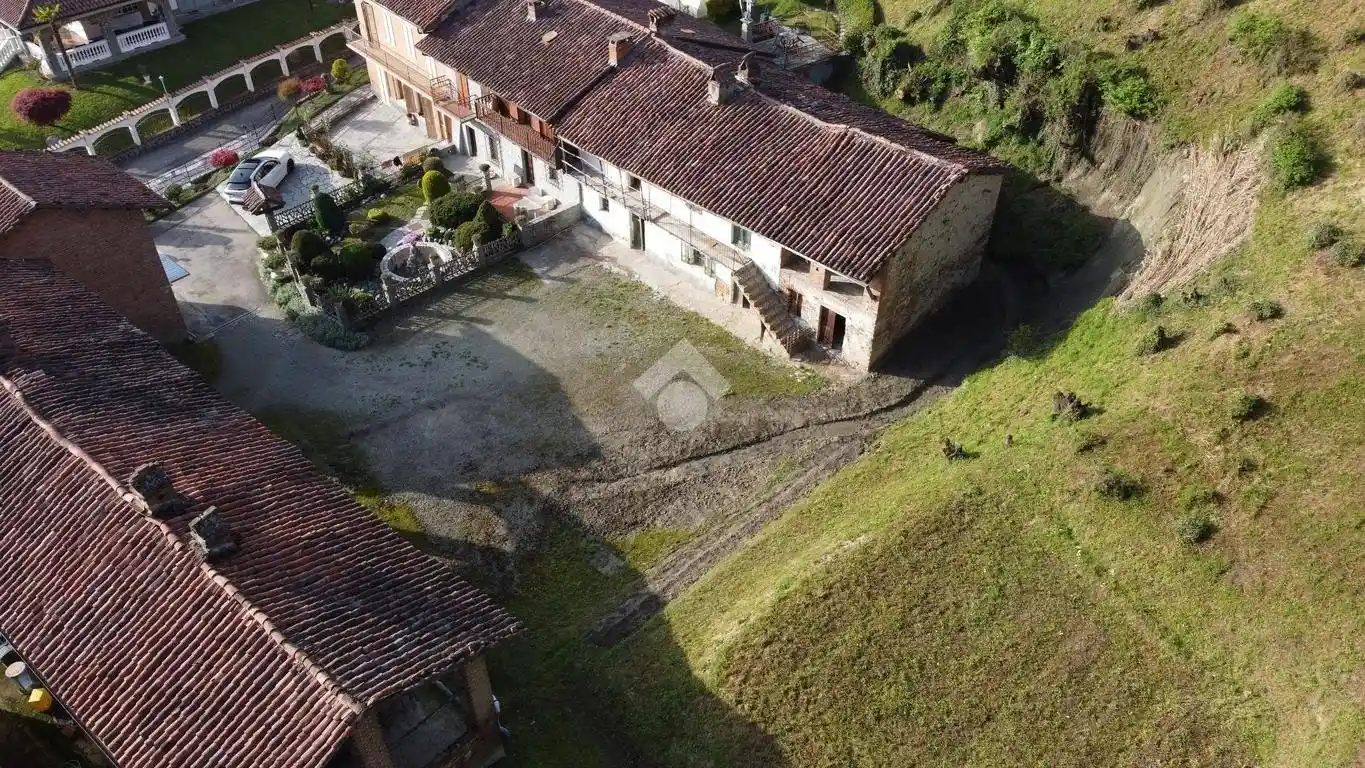 Rustico - Casale in vendita a Verrua Savoia