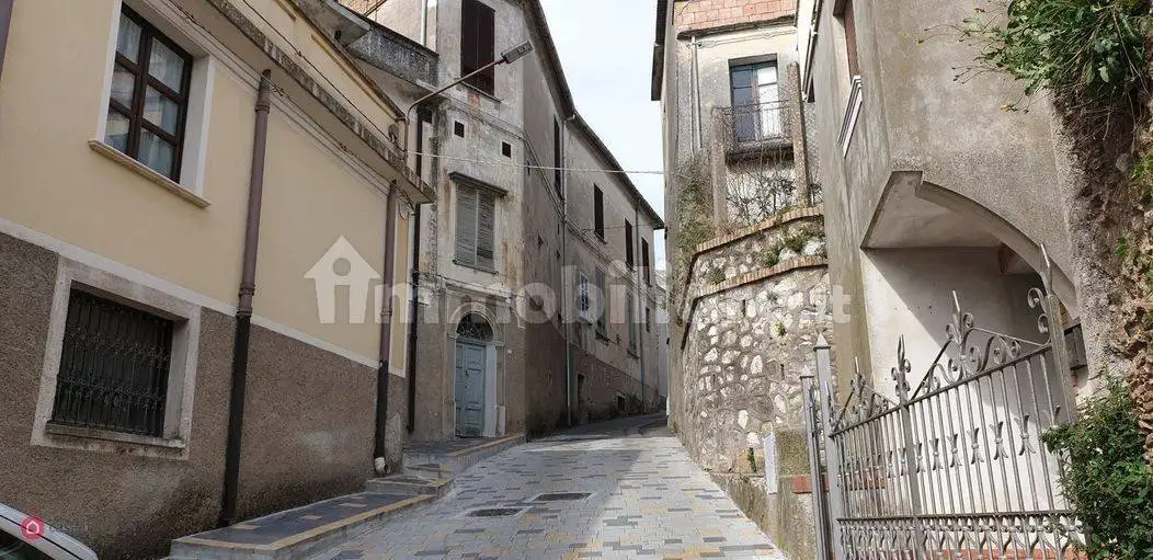 Terratetto unifamiliare via Francesco Caligiuri, Amato - foto 2