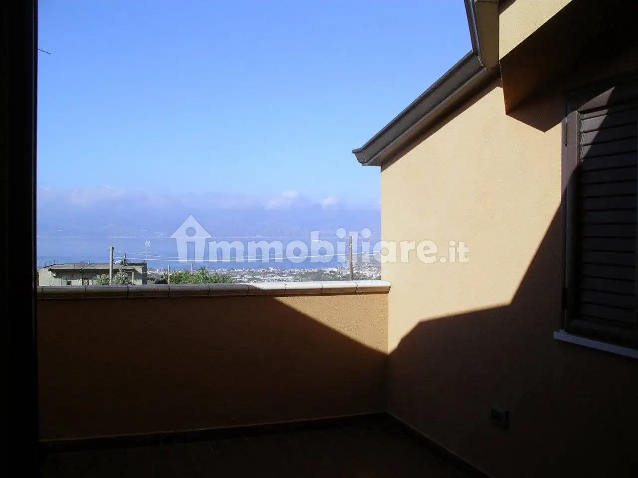 Casa indipendente in vendita a Reggio Calabria