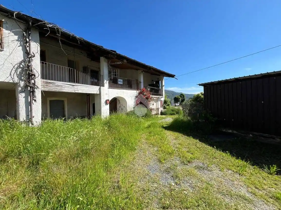 Casa indipendente in vendita a Sanfront