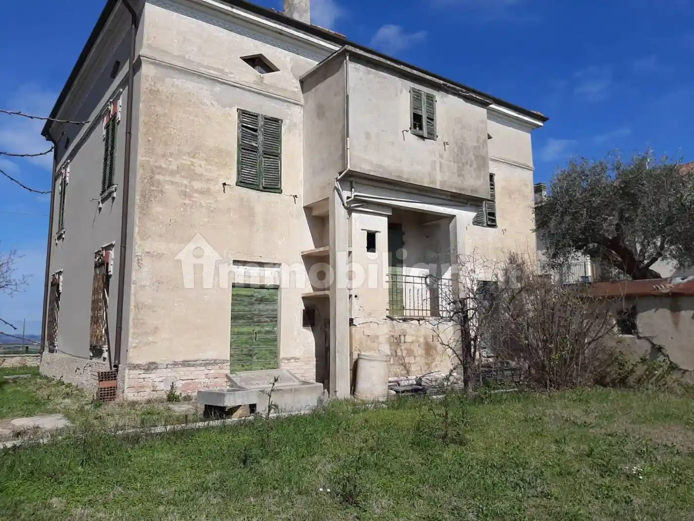 Casa indipendente in vendita a San Costanzo