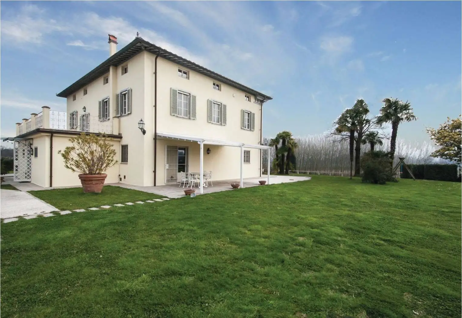 Villa in affitto a Lucca