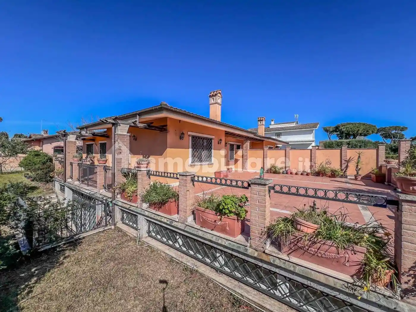 Villa bifamiliare via Ponte Gardena, Infernetto, Roma - foto 2