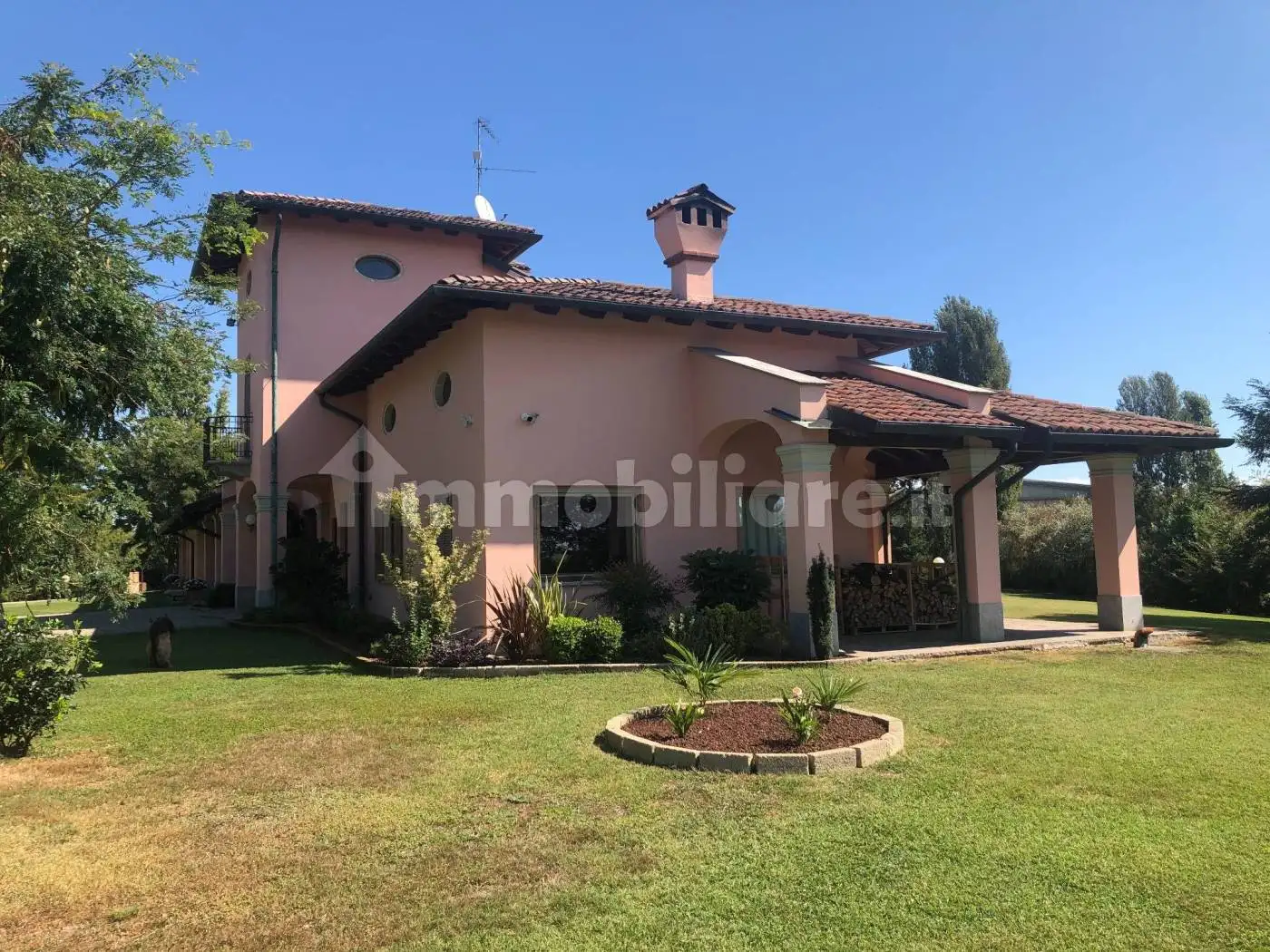 Villa unifamiliare 380 m², Castellazzo Novarese - foto 5