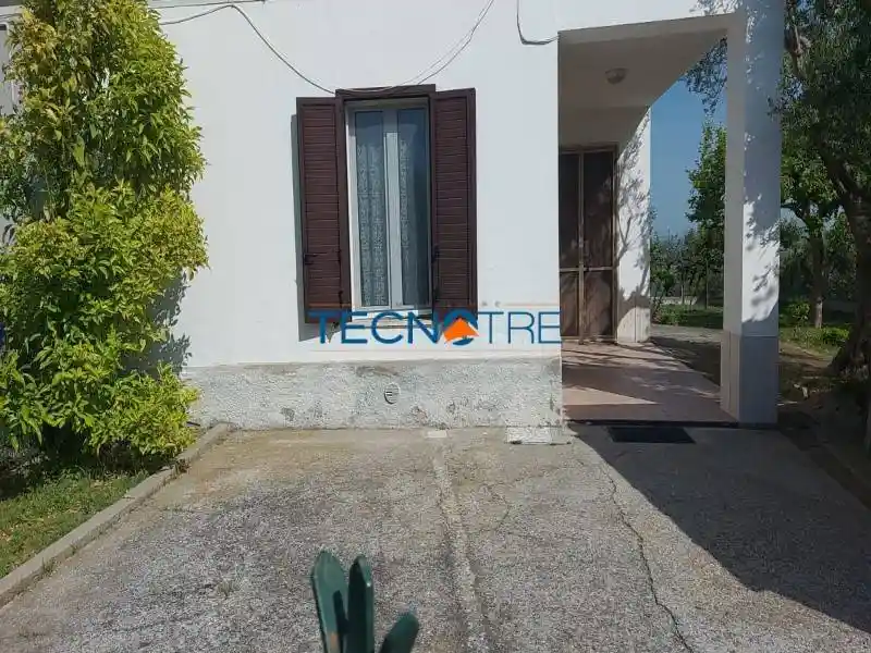 Villa bifamiliare Strada Provinciale per Campli, Bellante - foto 3