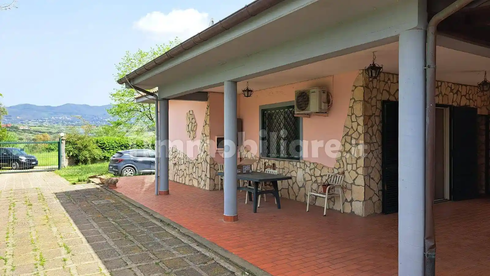 Villa in vendita a Genzano di Roma