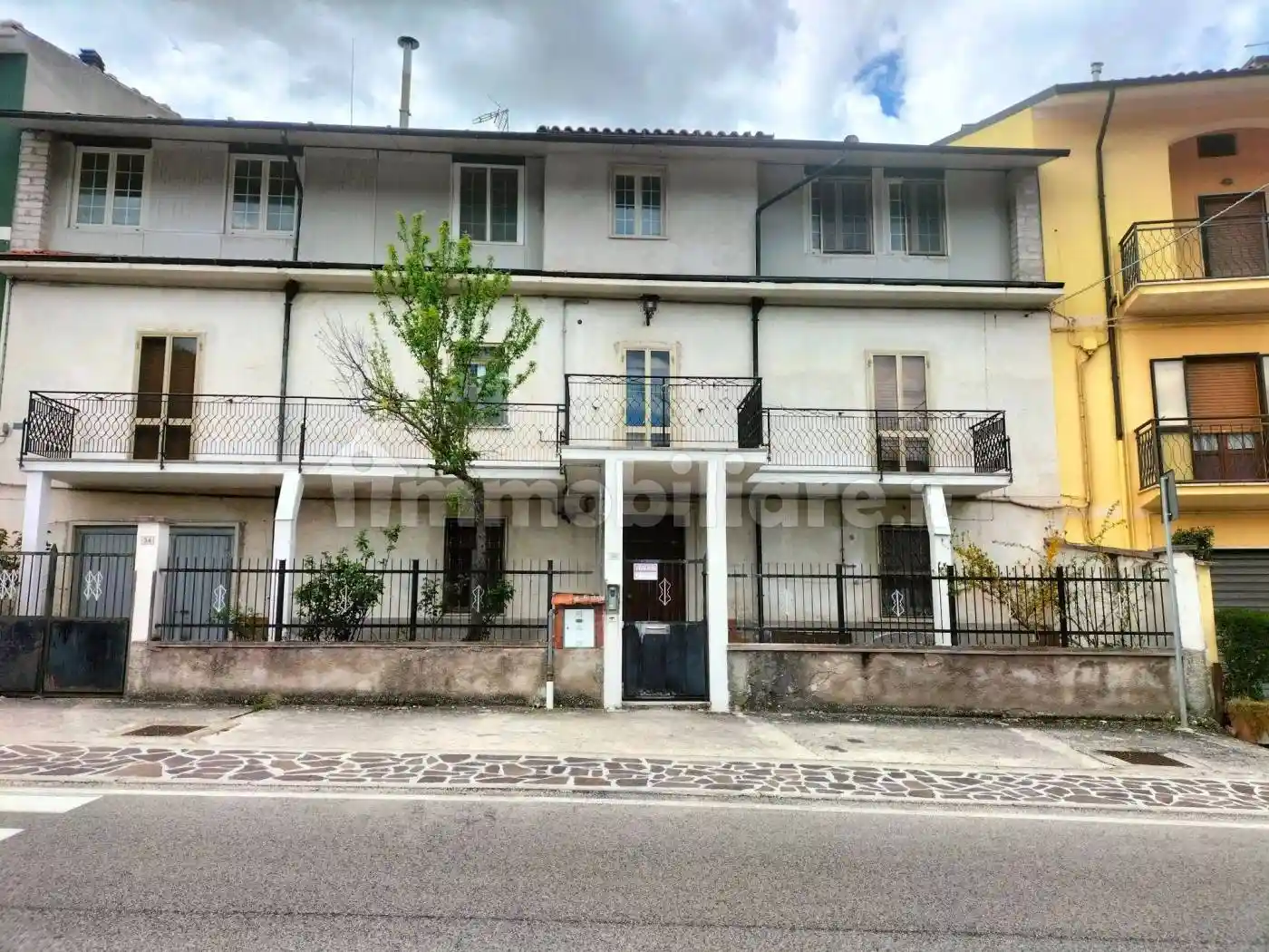 Palazzo - Edificio in vendita a Castelvecchio Subequo