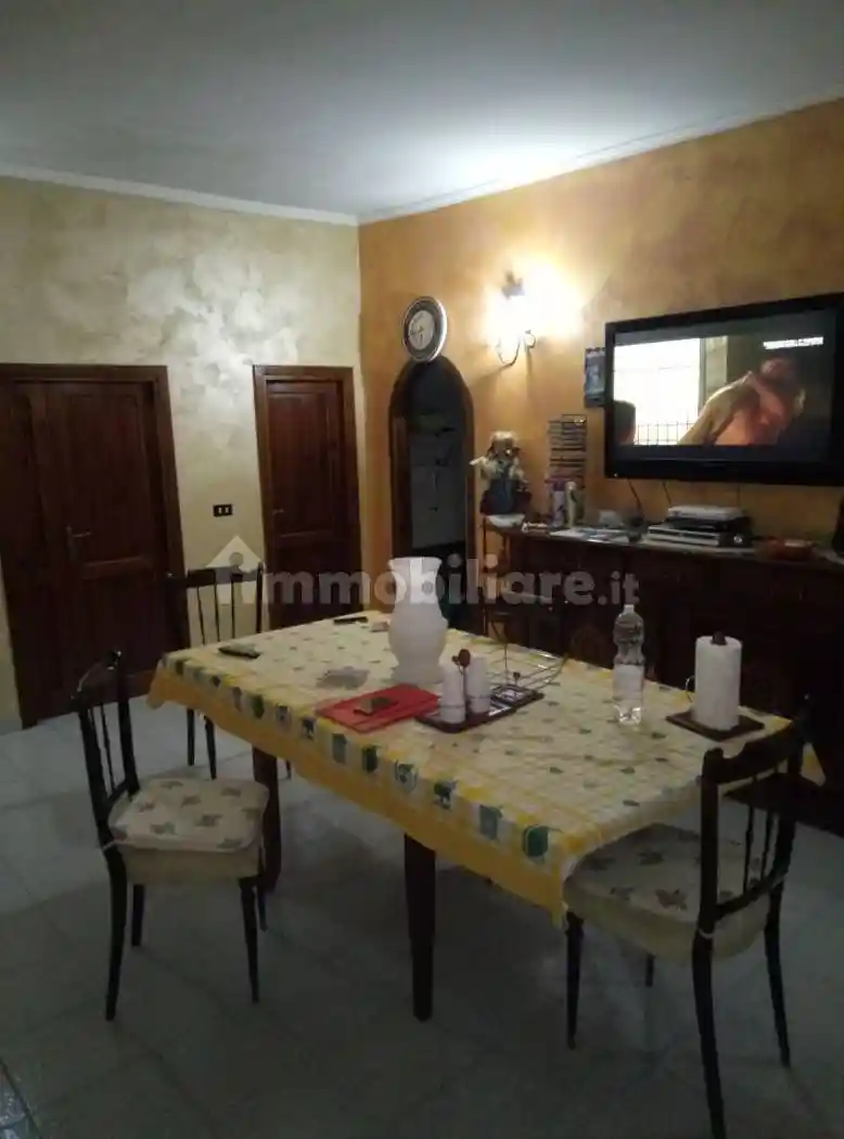 Trilocale via degli Abruzzi 53, Centro, Celano - foto 4